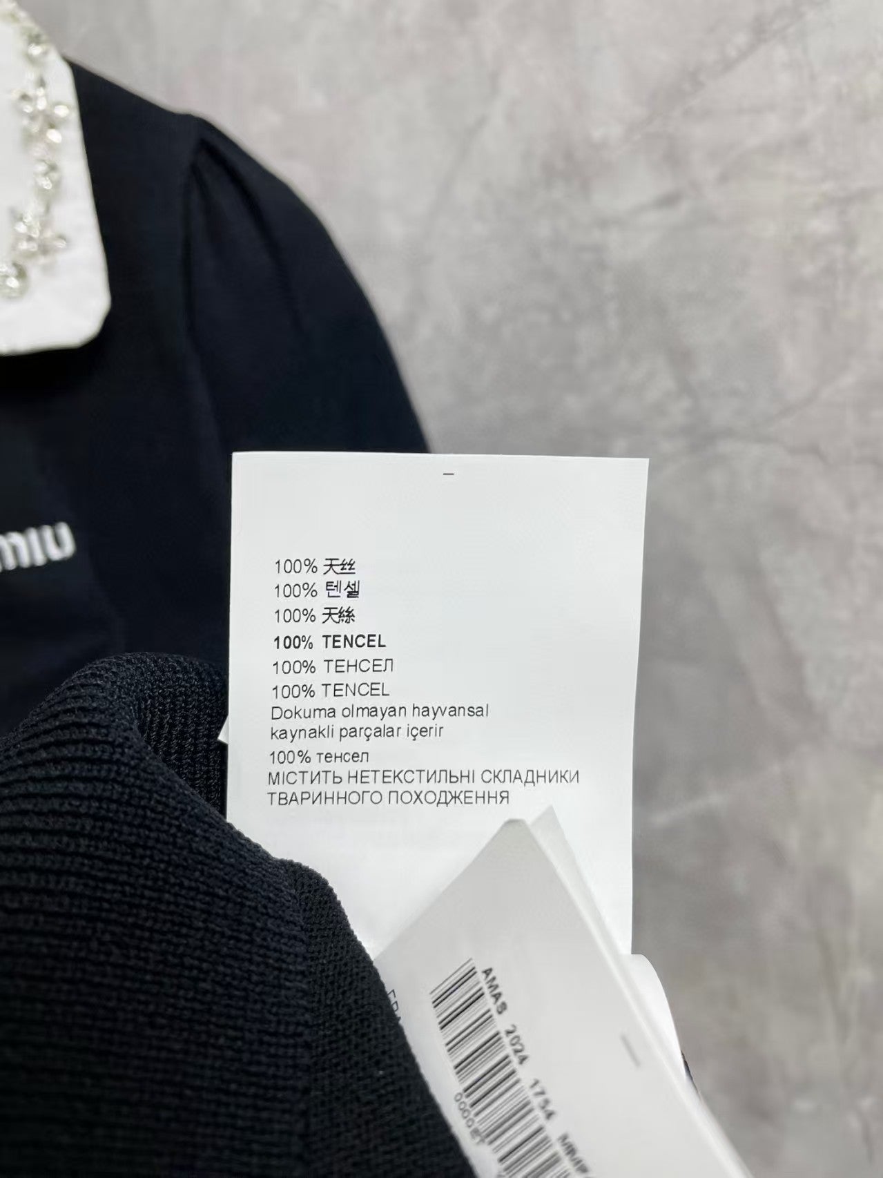 Letter lapel short sleeved shirt