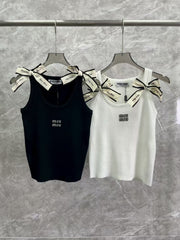 Shoulder strap bow vest