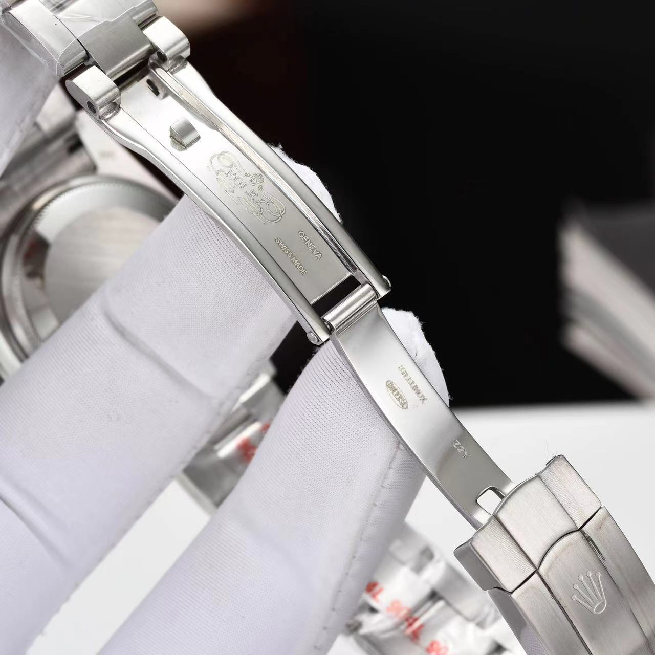 Classic wristwatch