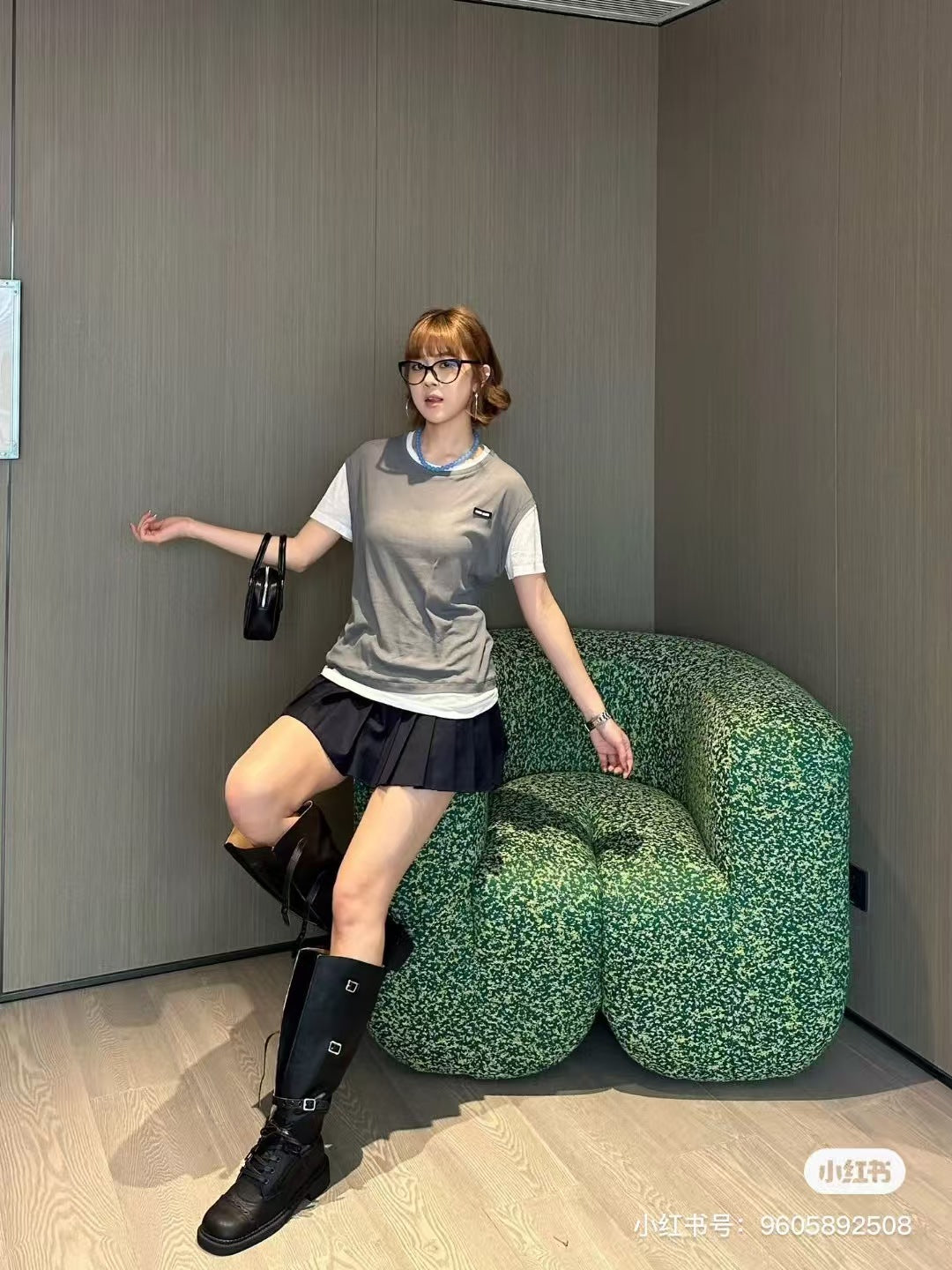 Multi layer round neck short sleeved T-shirt
