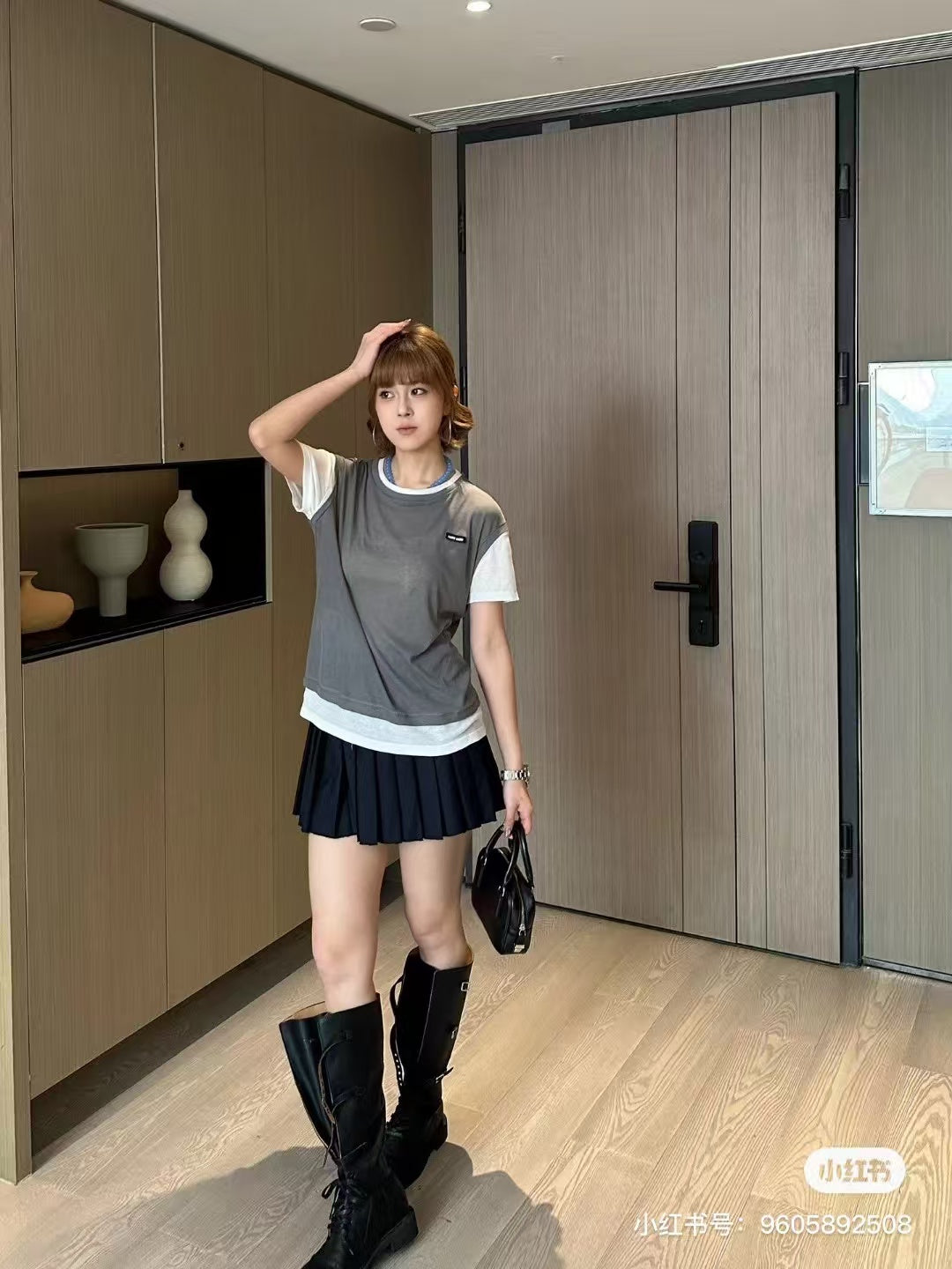 Multi layer round neck short sleeved T-shirt
