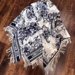 New autumn and winter scarves