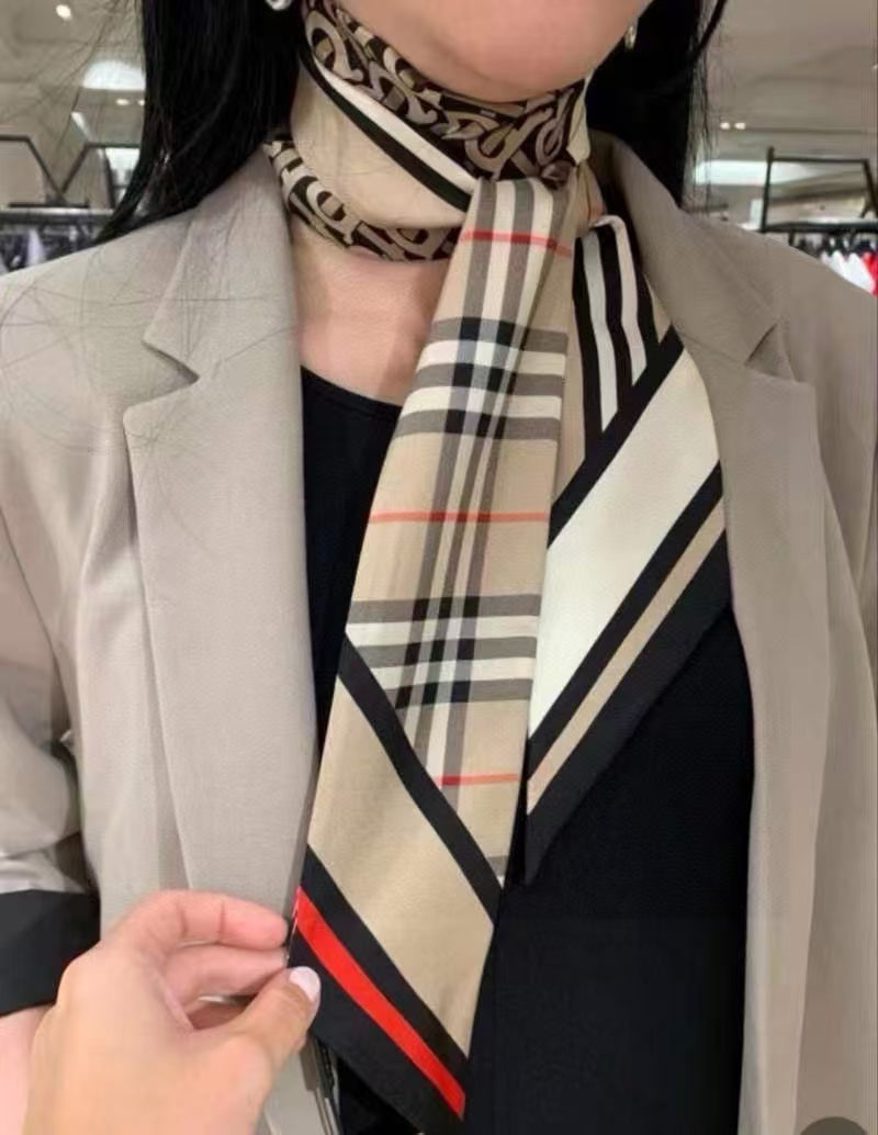 Narrow twill scarf