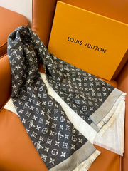 New letter scarf
