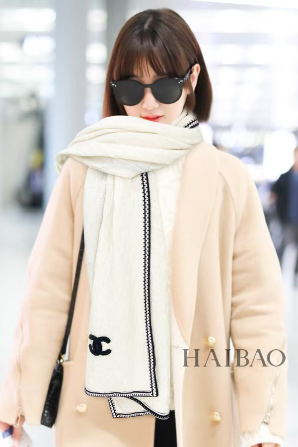 Double sided dual-use scarf
