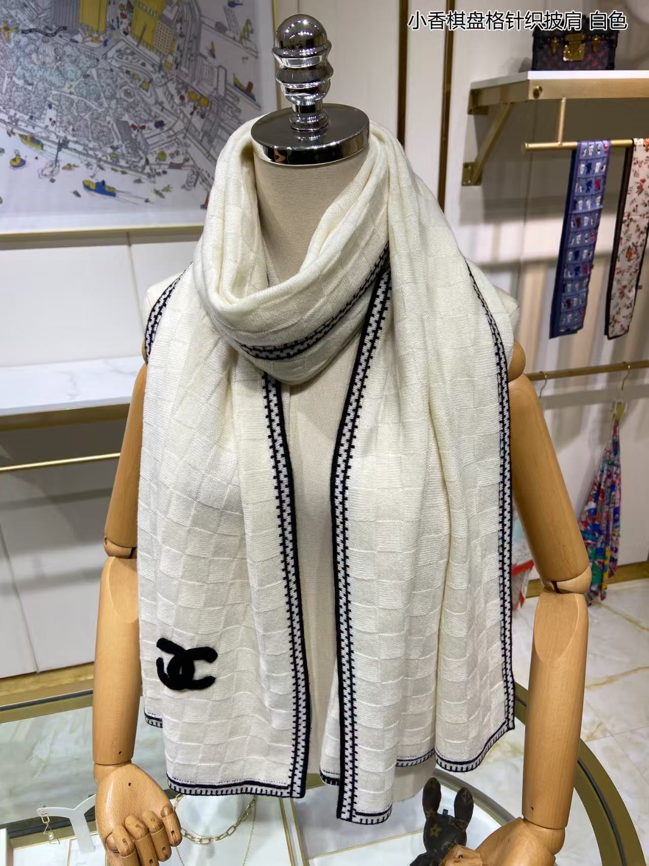 Double sided dual-use scarf