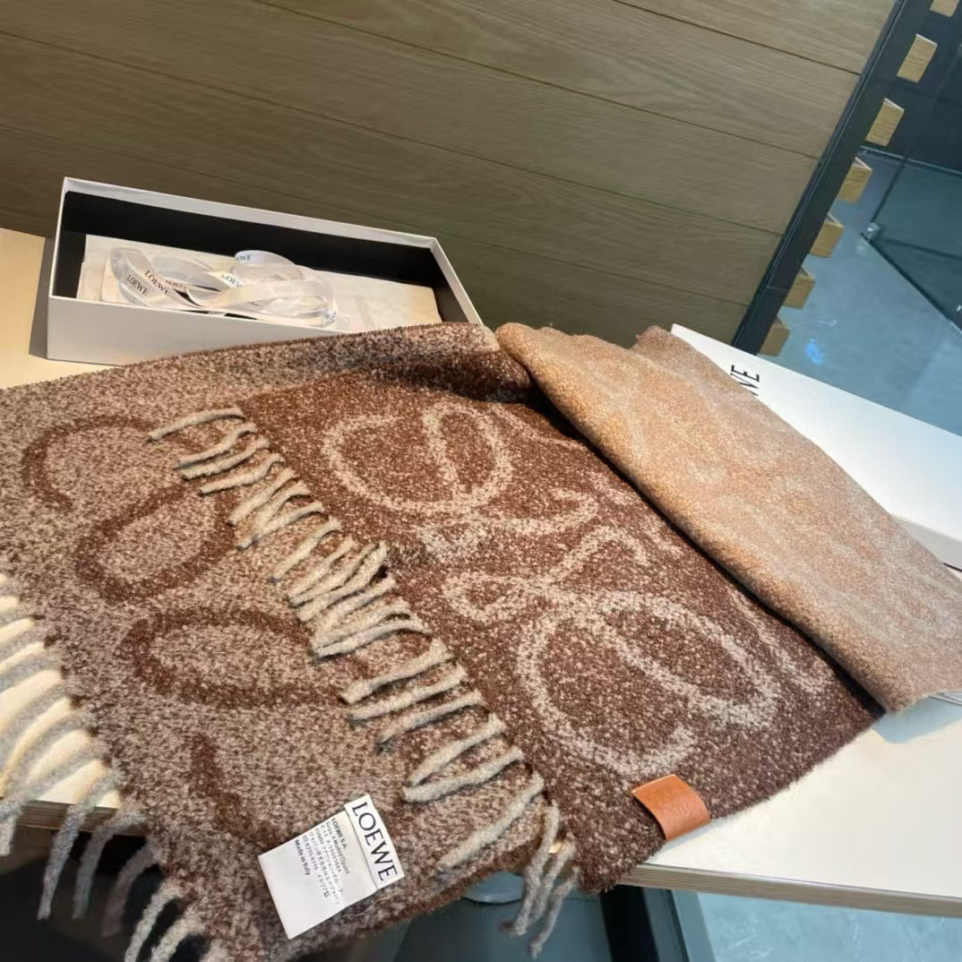 New cashmere scarf