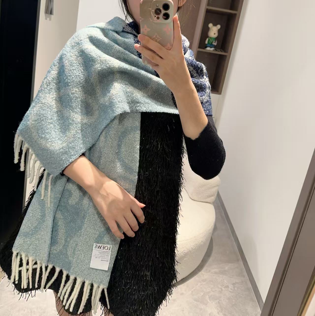 New cashmere scarf