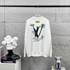 Long sleeved round neck hoodie for both men and women