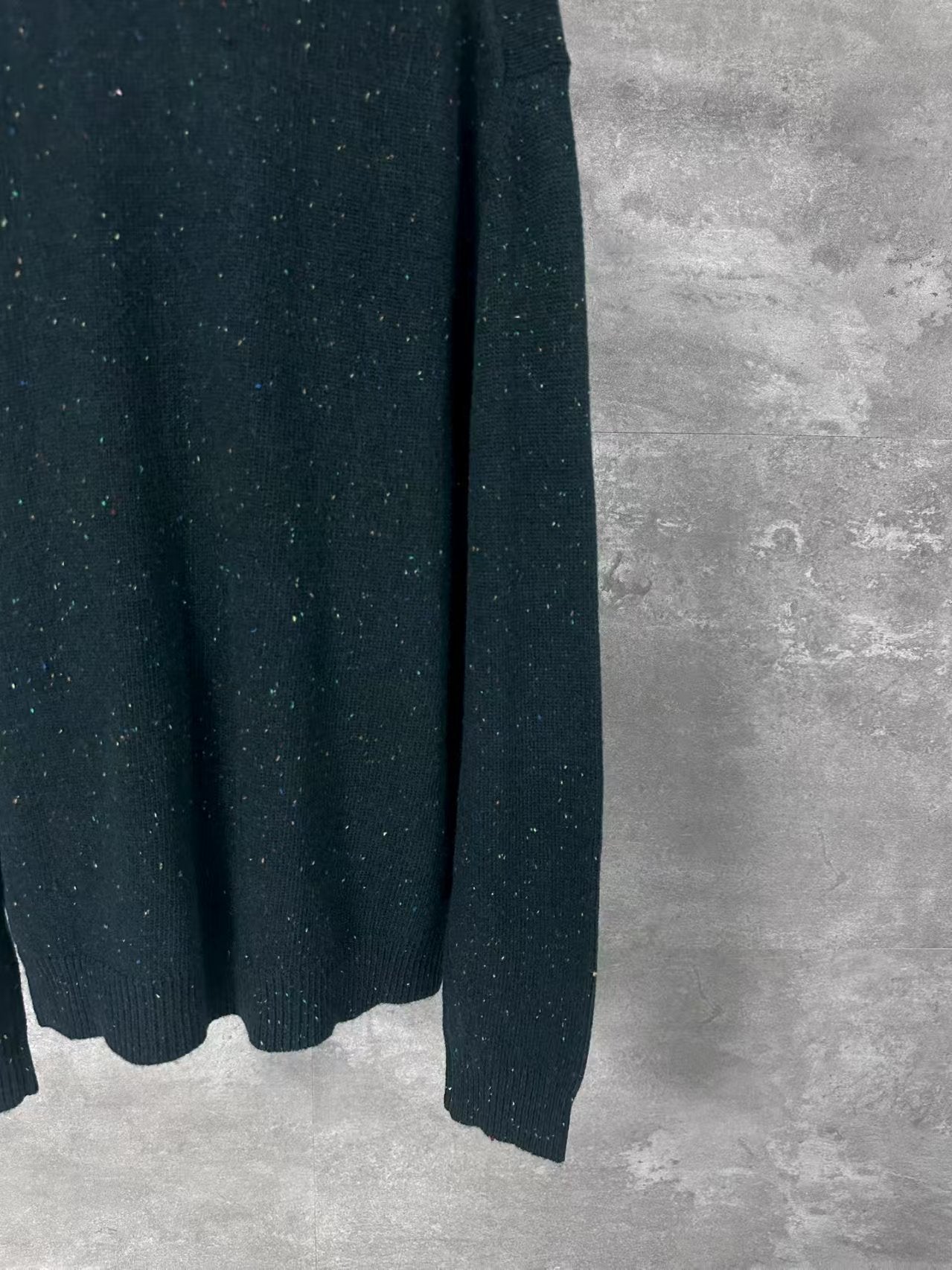 Cashmere knitted cardigan