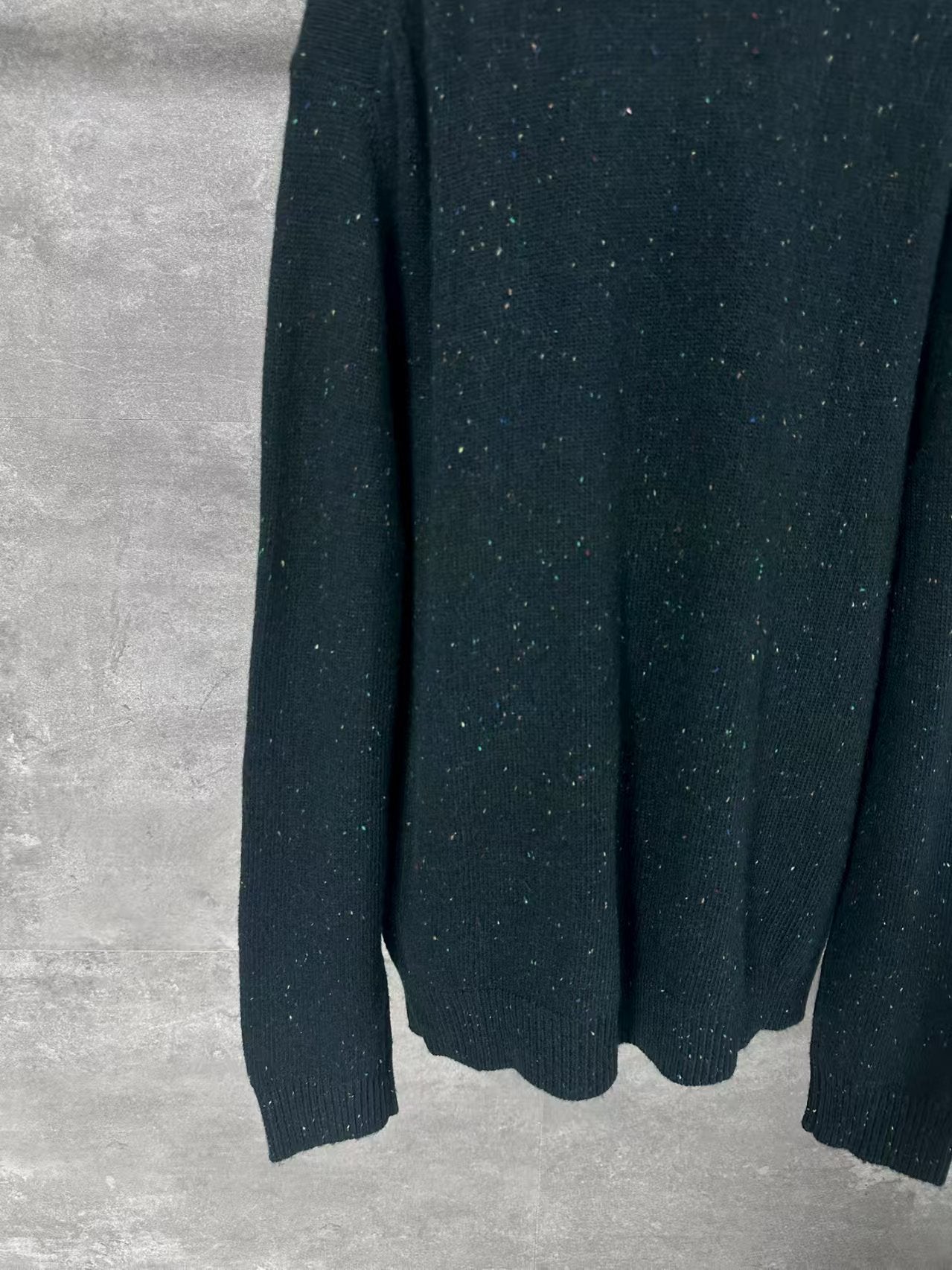 Cashmere knitted cardigan