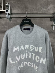 New embroidered round neck hoodie