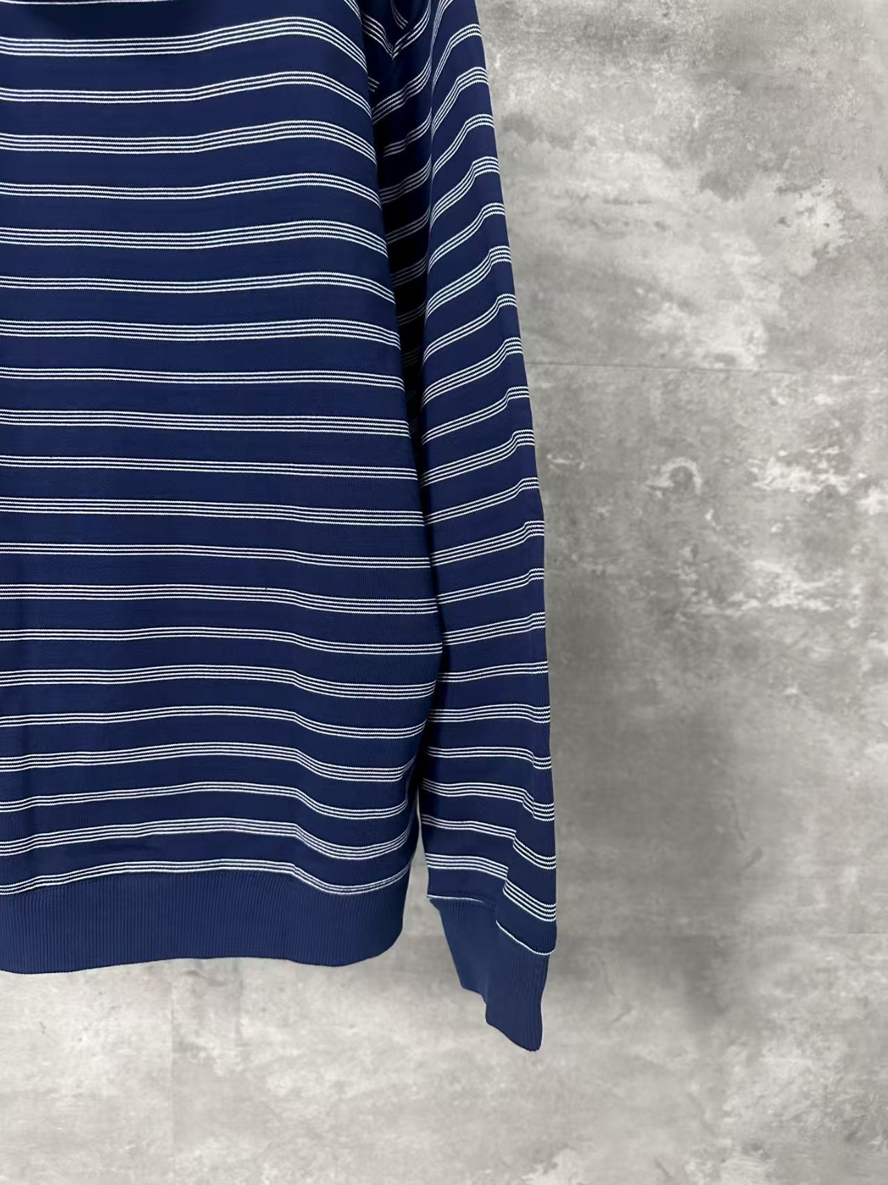Cashmere knitted cardigan