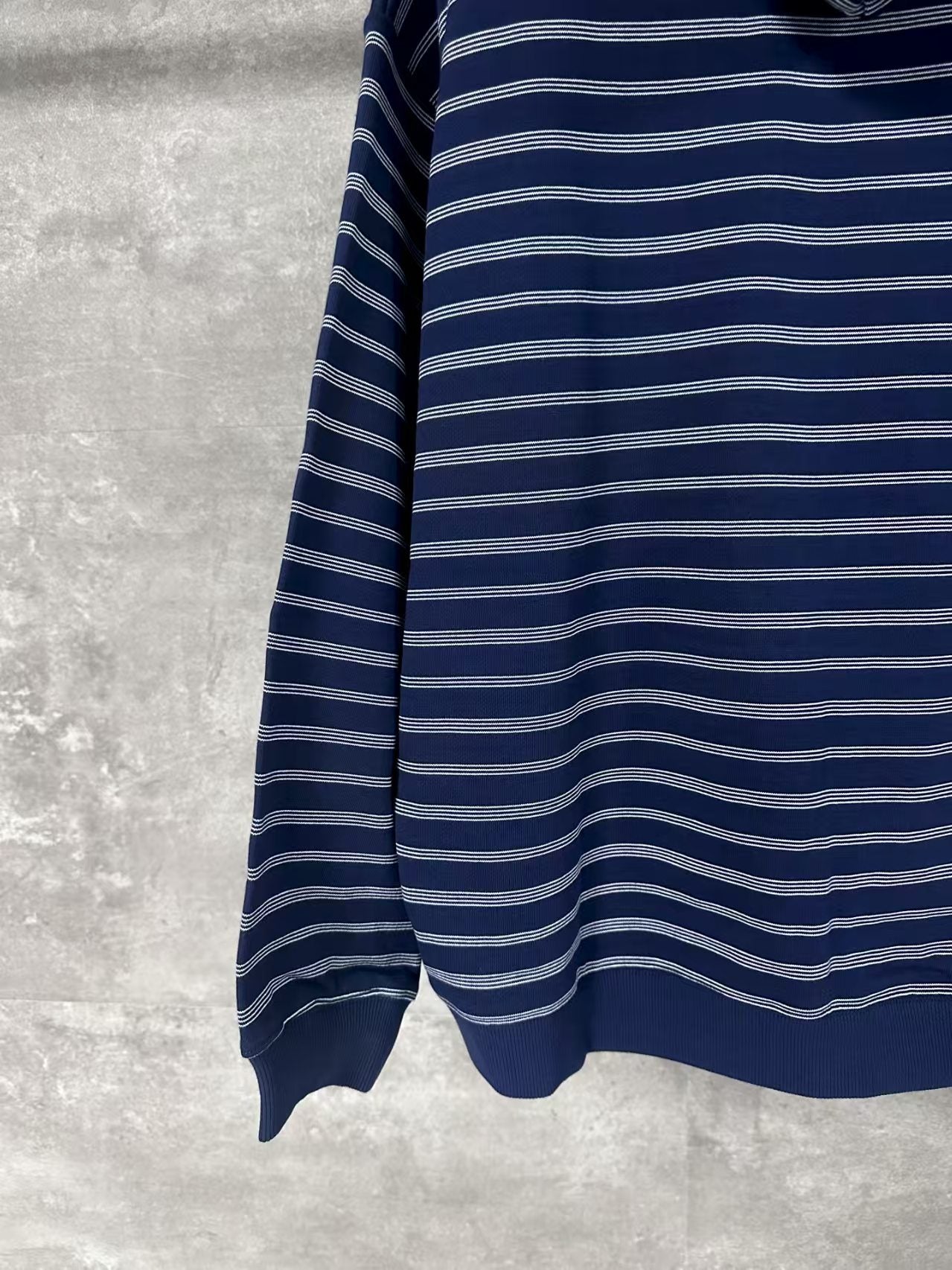 Cashmere knitted cardigan