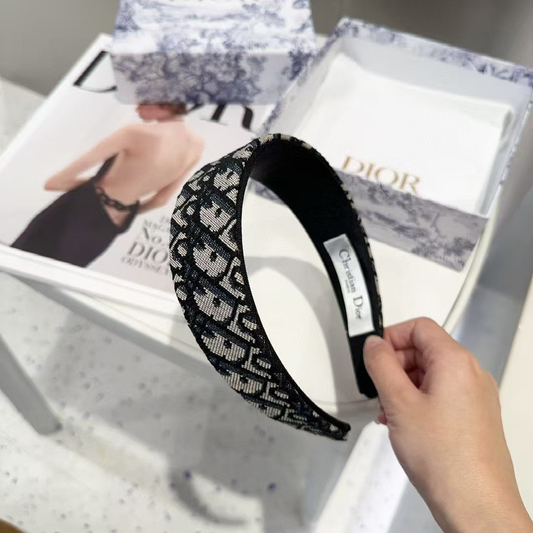 Retro headband