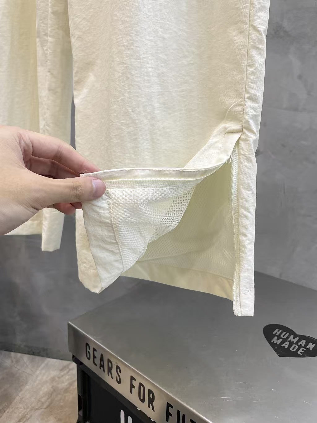 New quick drying sunscreen pants