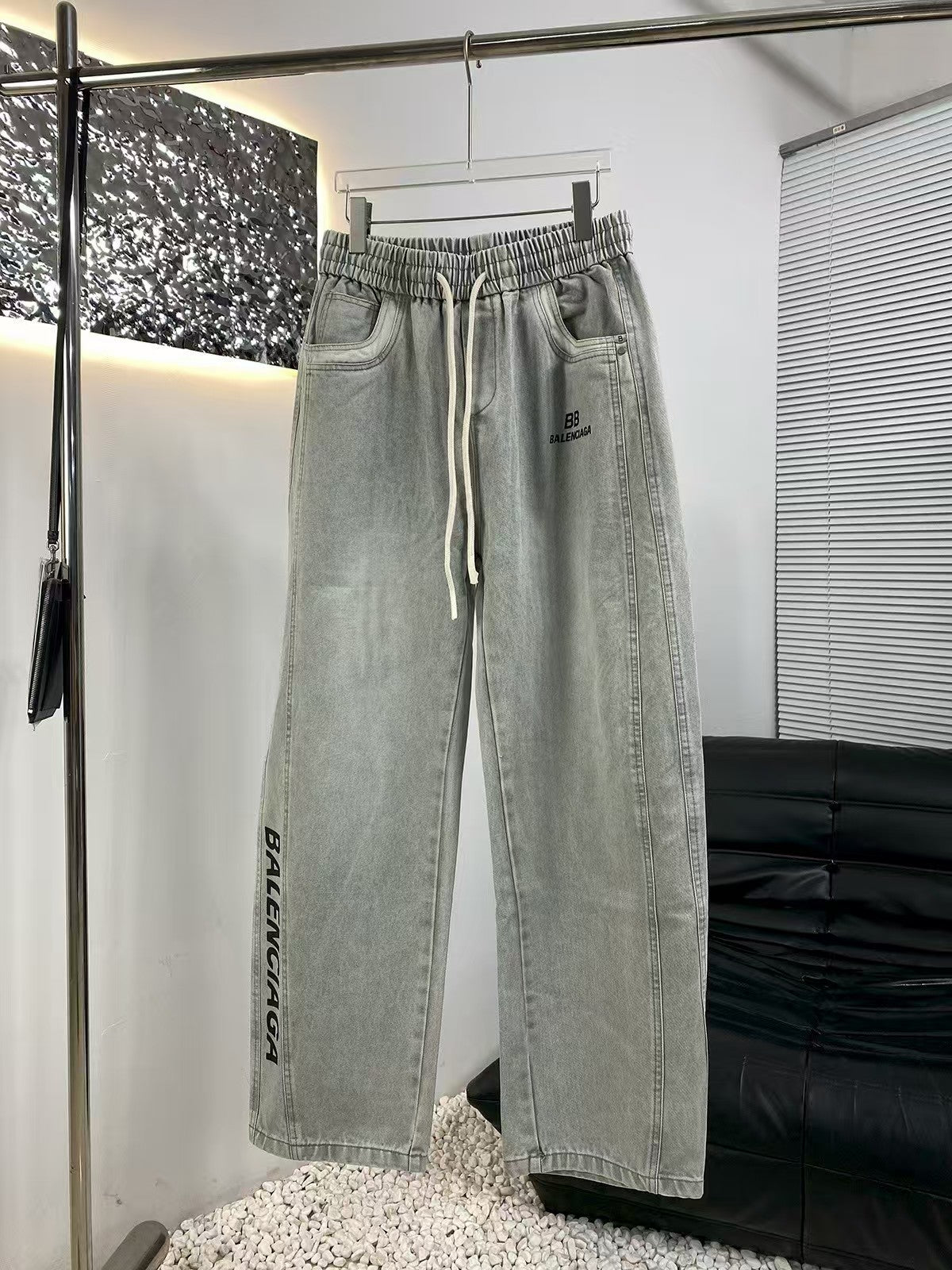 New denim curved knife pants