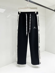 Splicing casual pants