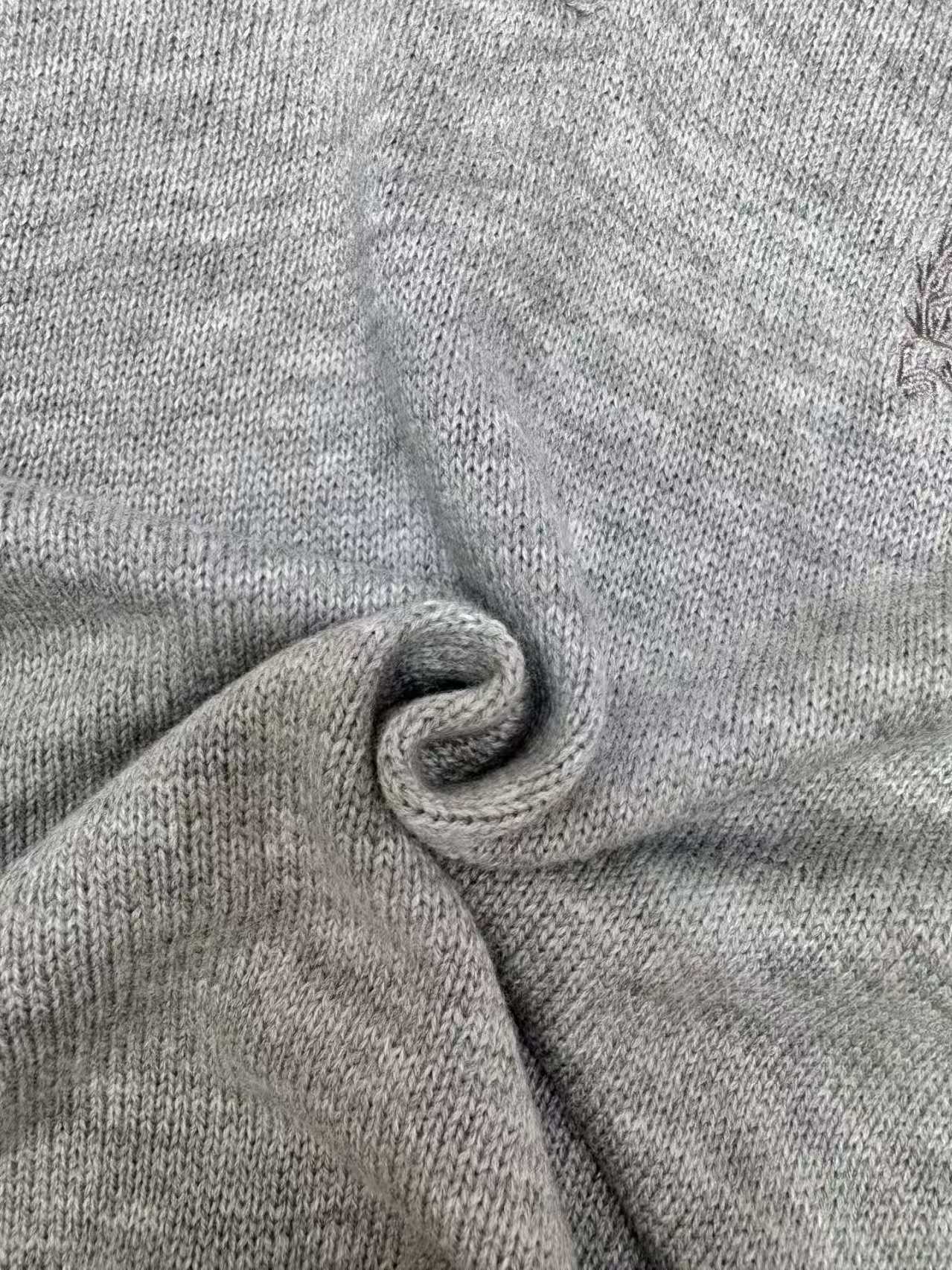 Autumn and winter women's sweaters