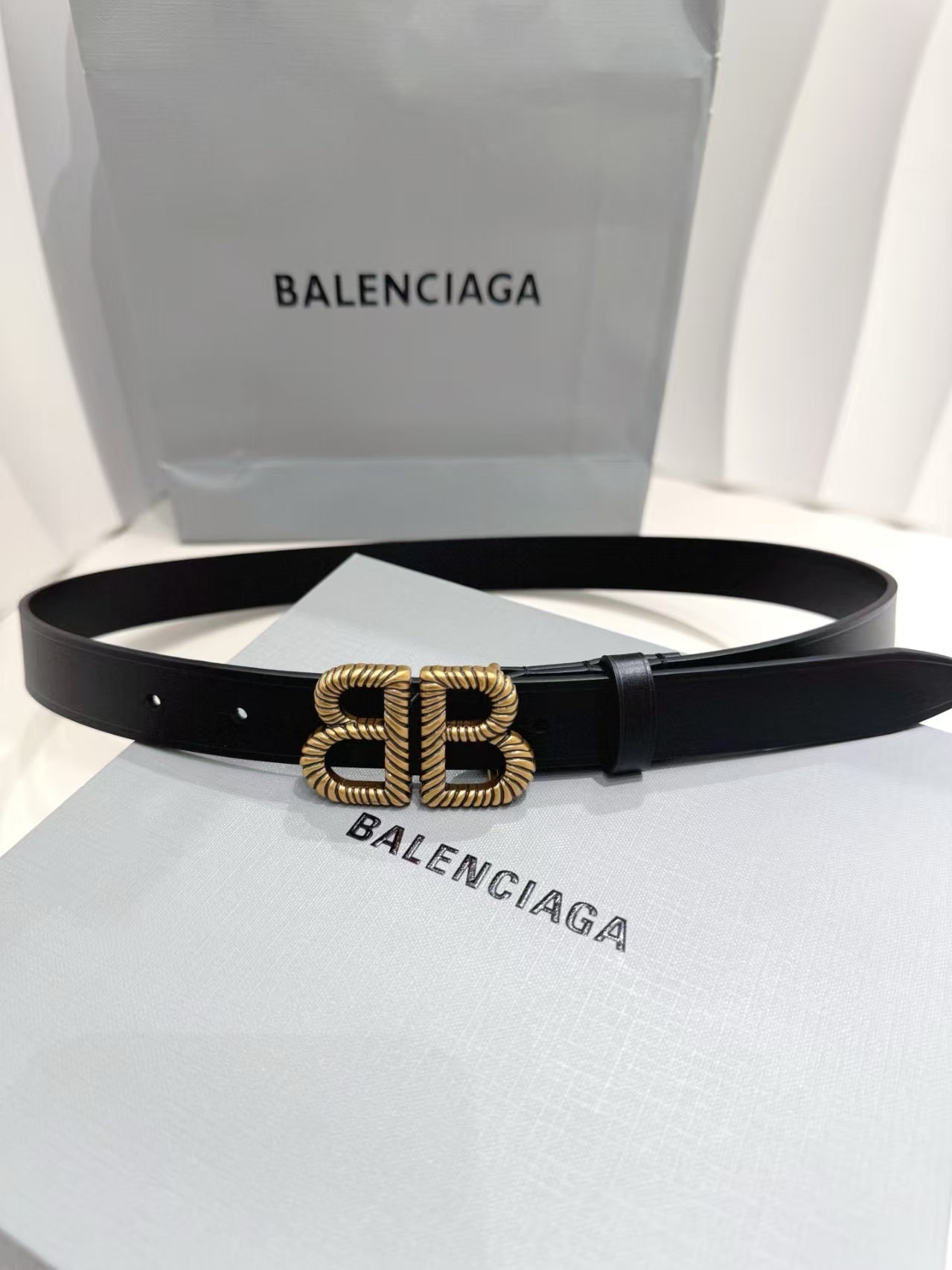Fashionable unisex waist belt