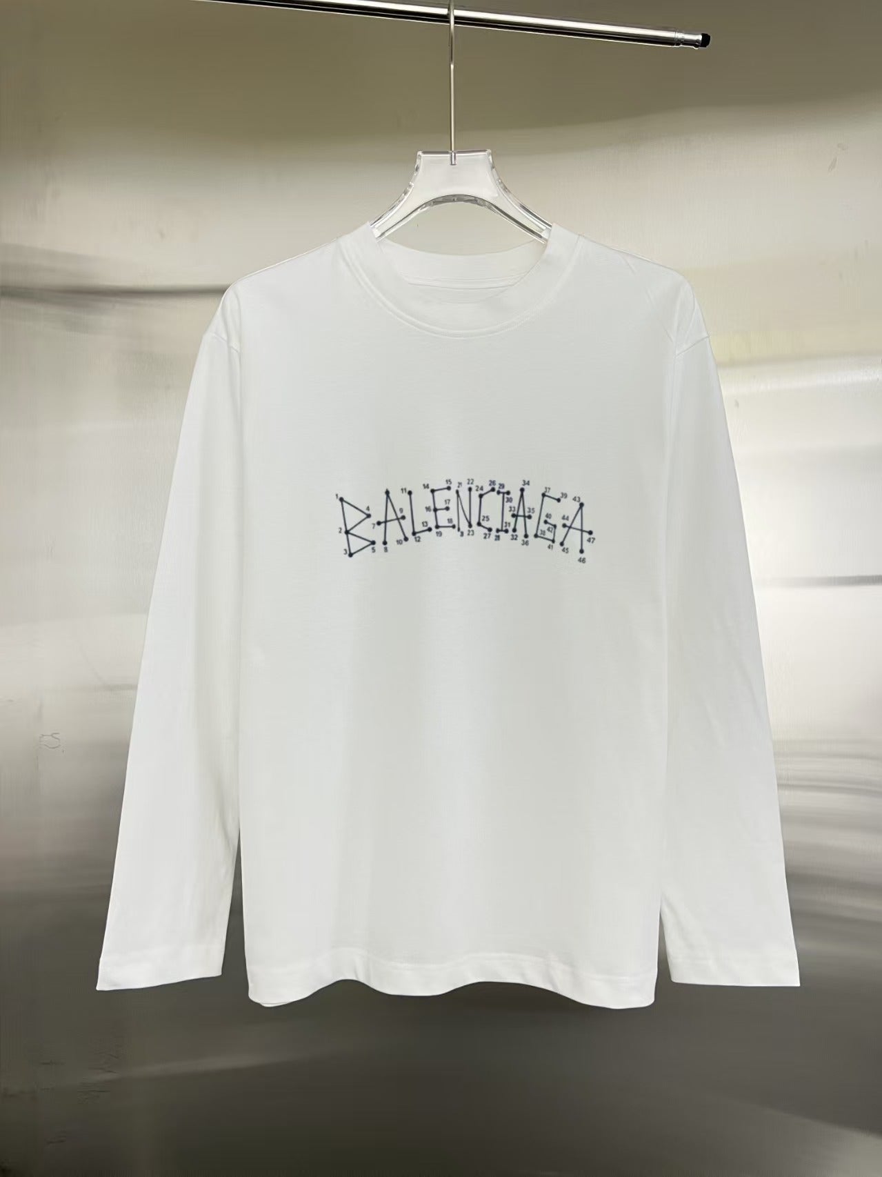 Spring and Autumn Long sleeved T-shirt