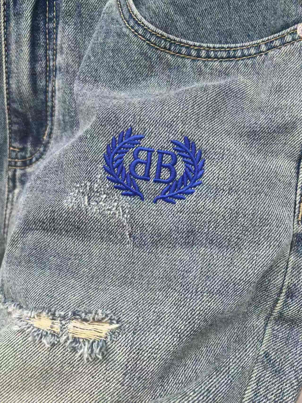 Ripped denim shorts