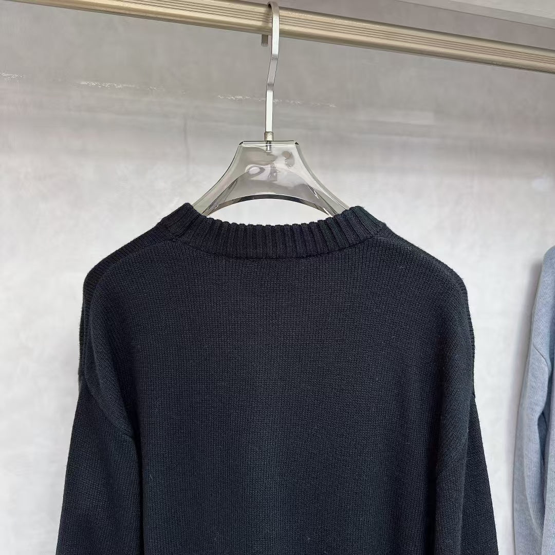 Latest cashmere sweaters for autumn and winter