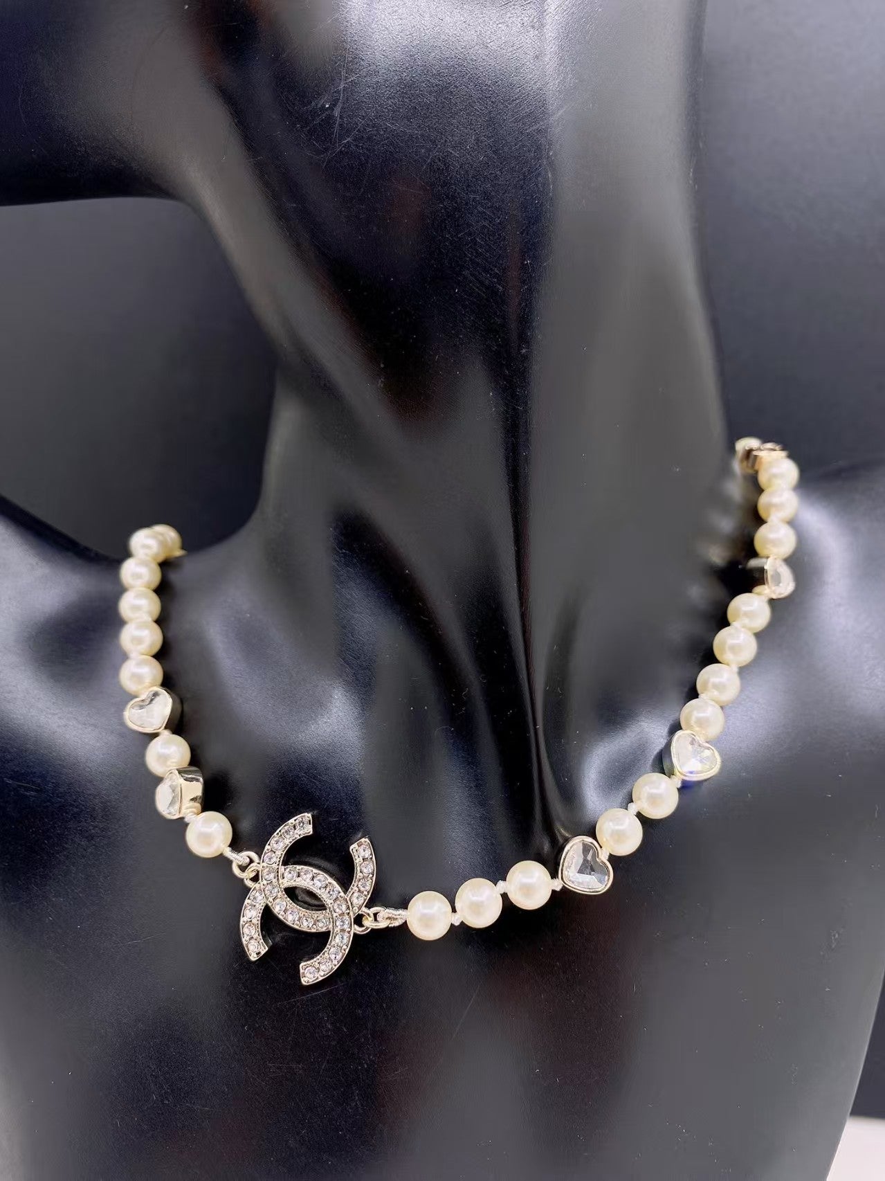 New pearl necklace