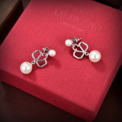 Knitted earrings