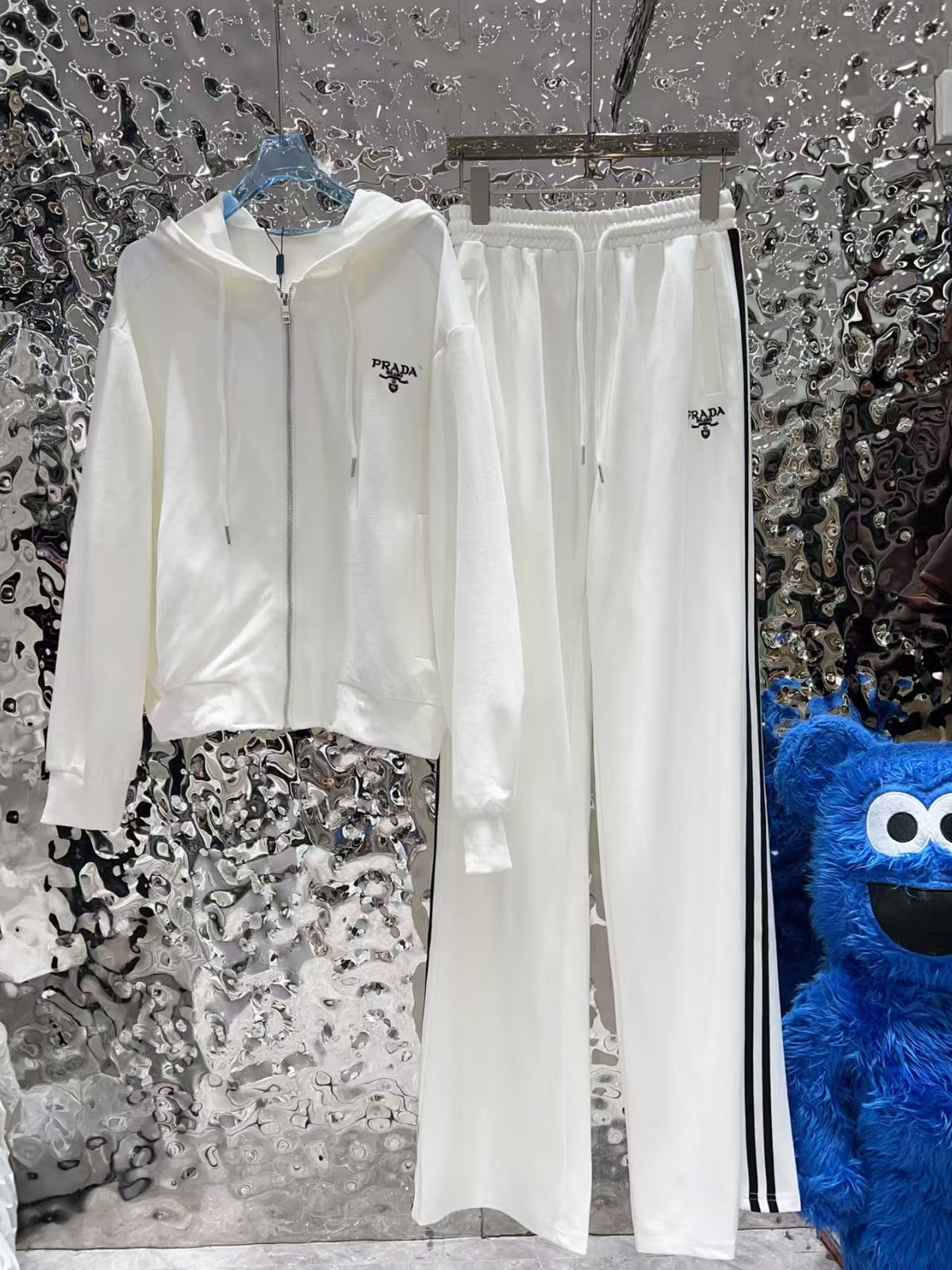 Popular casual suit