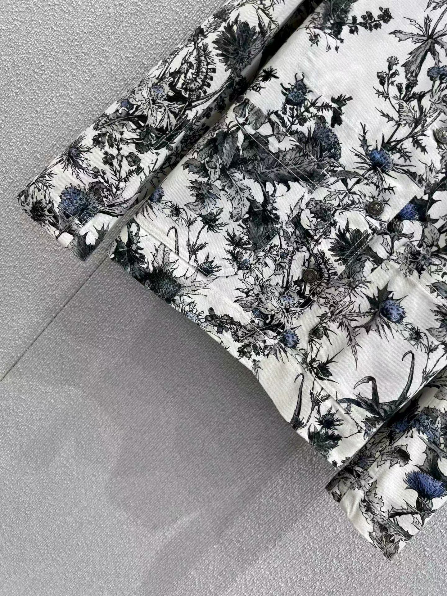 Full printed denim jacket