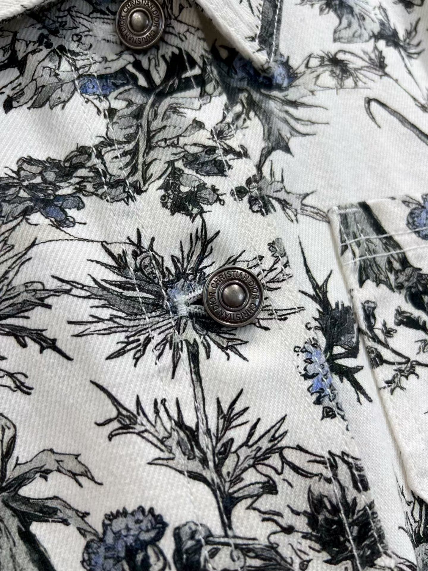 Full printed denim jacket