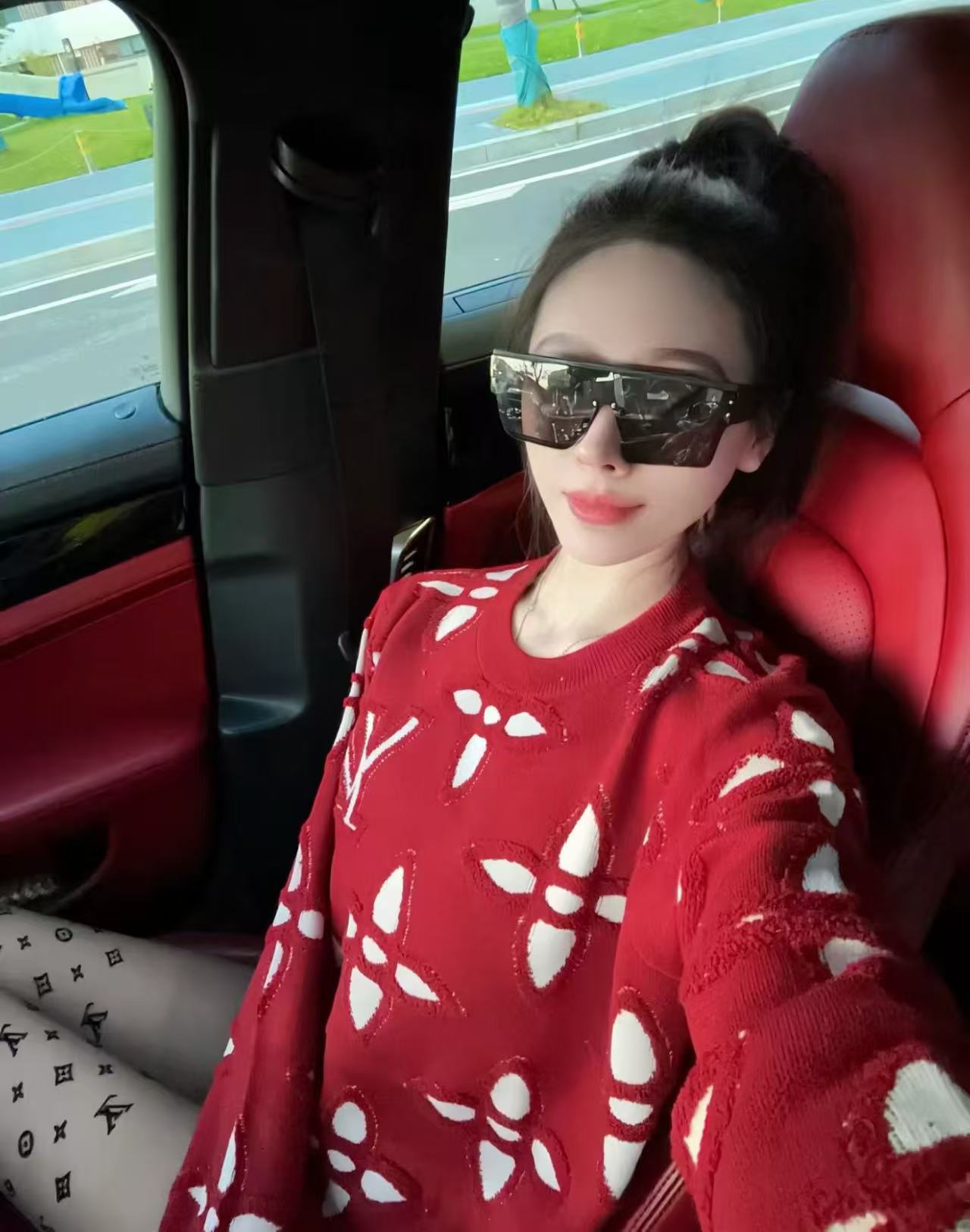 Knitted jacket 6
