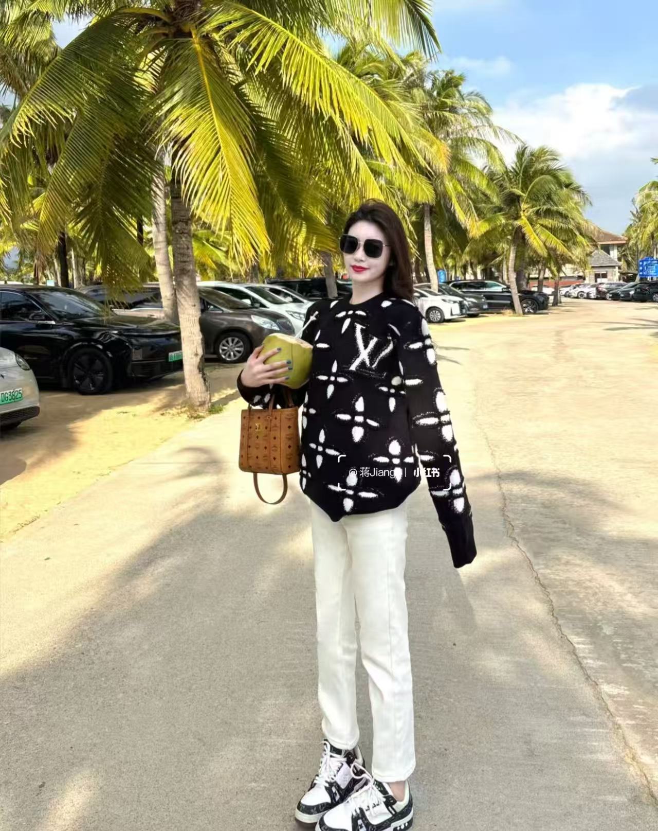 Knitted jacket 6