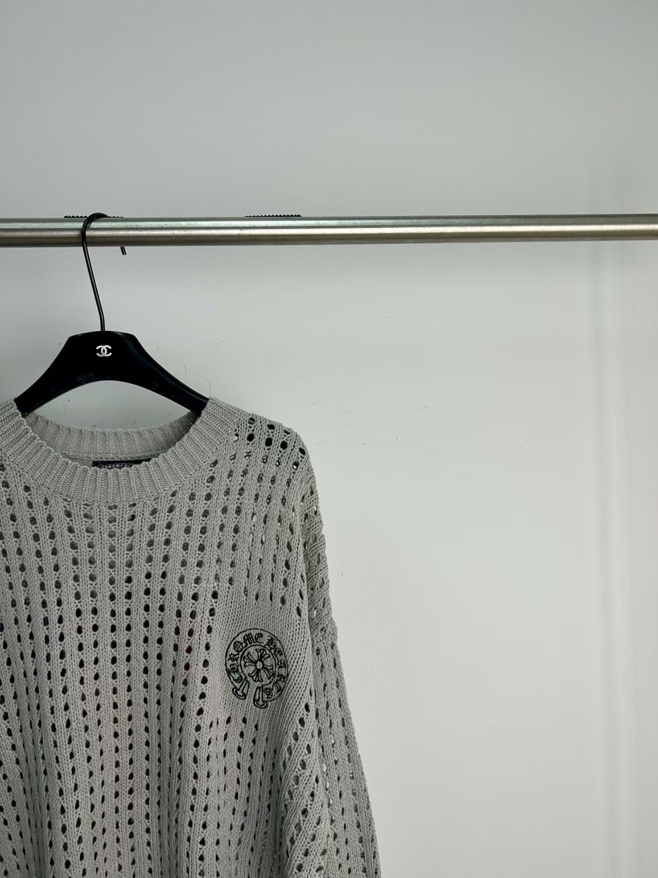 New hollowed out knitted sweater