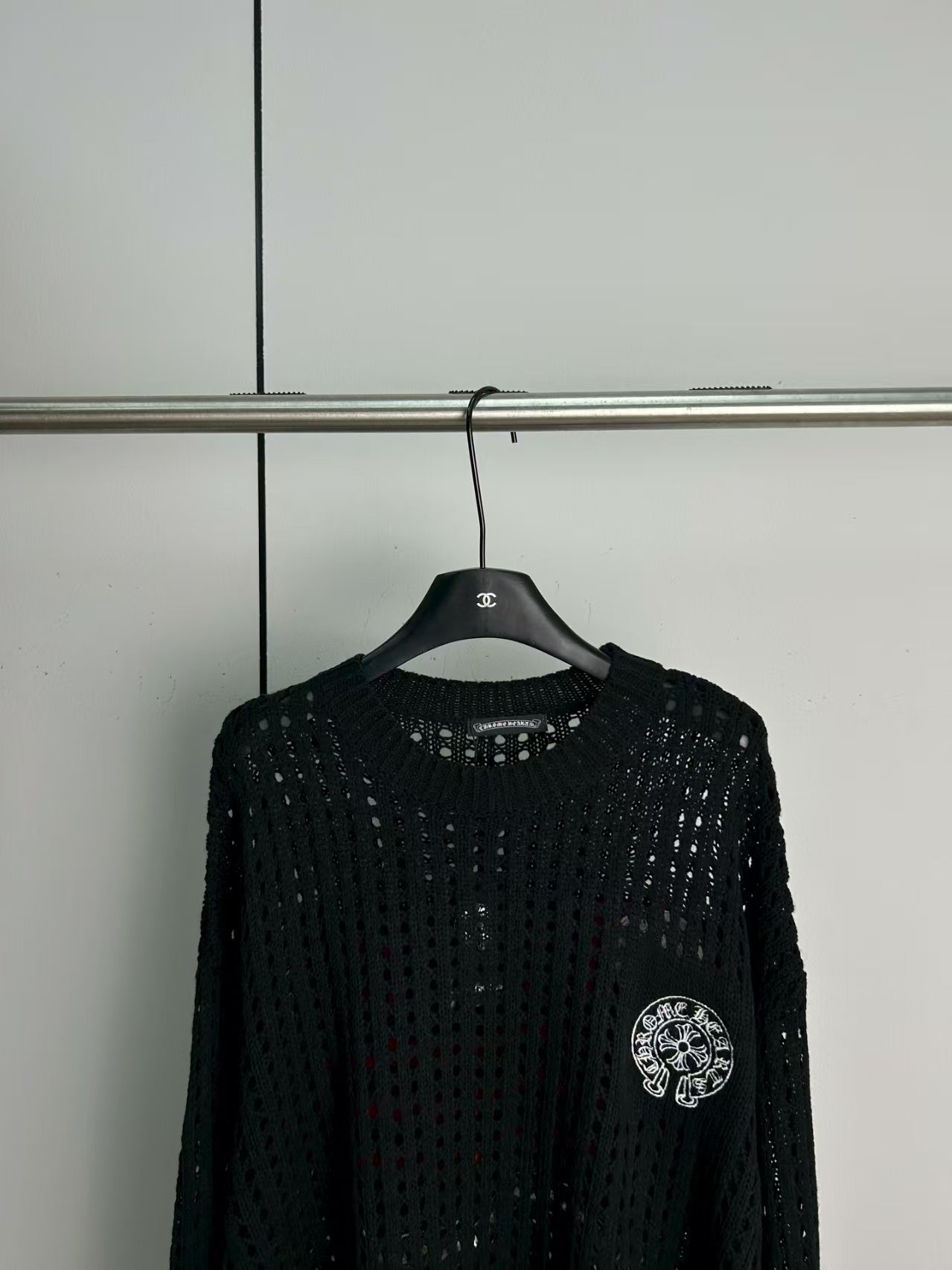 New hollowed out knitted sweater