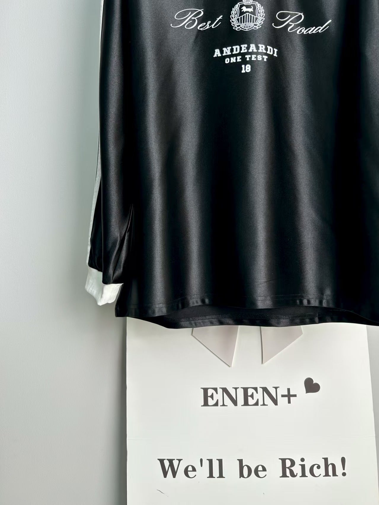 New long sleeved T-shirt
