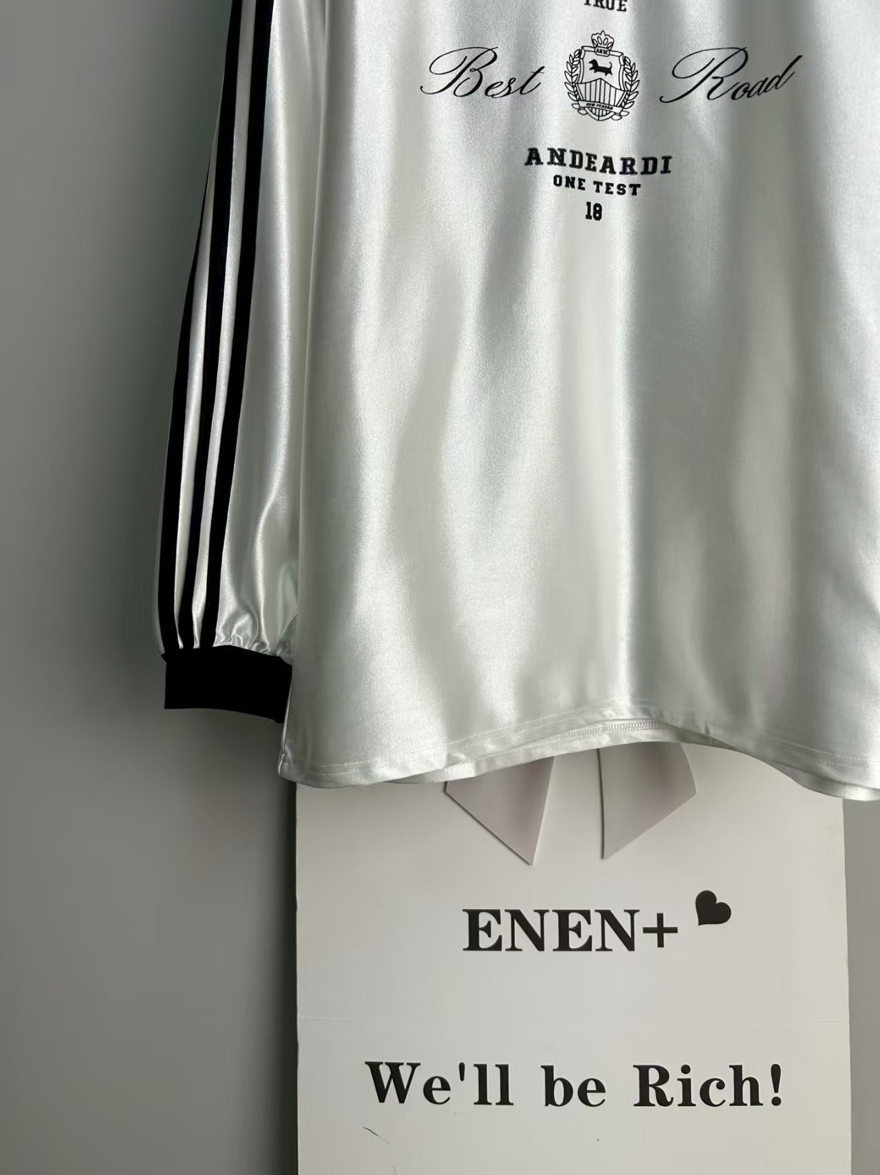 New long sleeved T-shirt