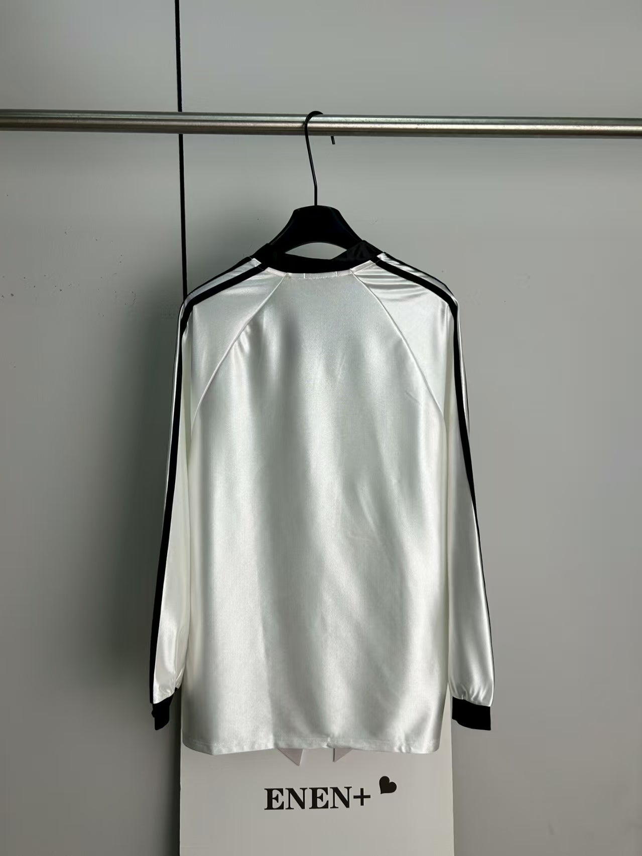 New long sleeved T-shirt