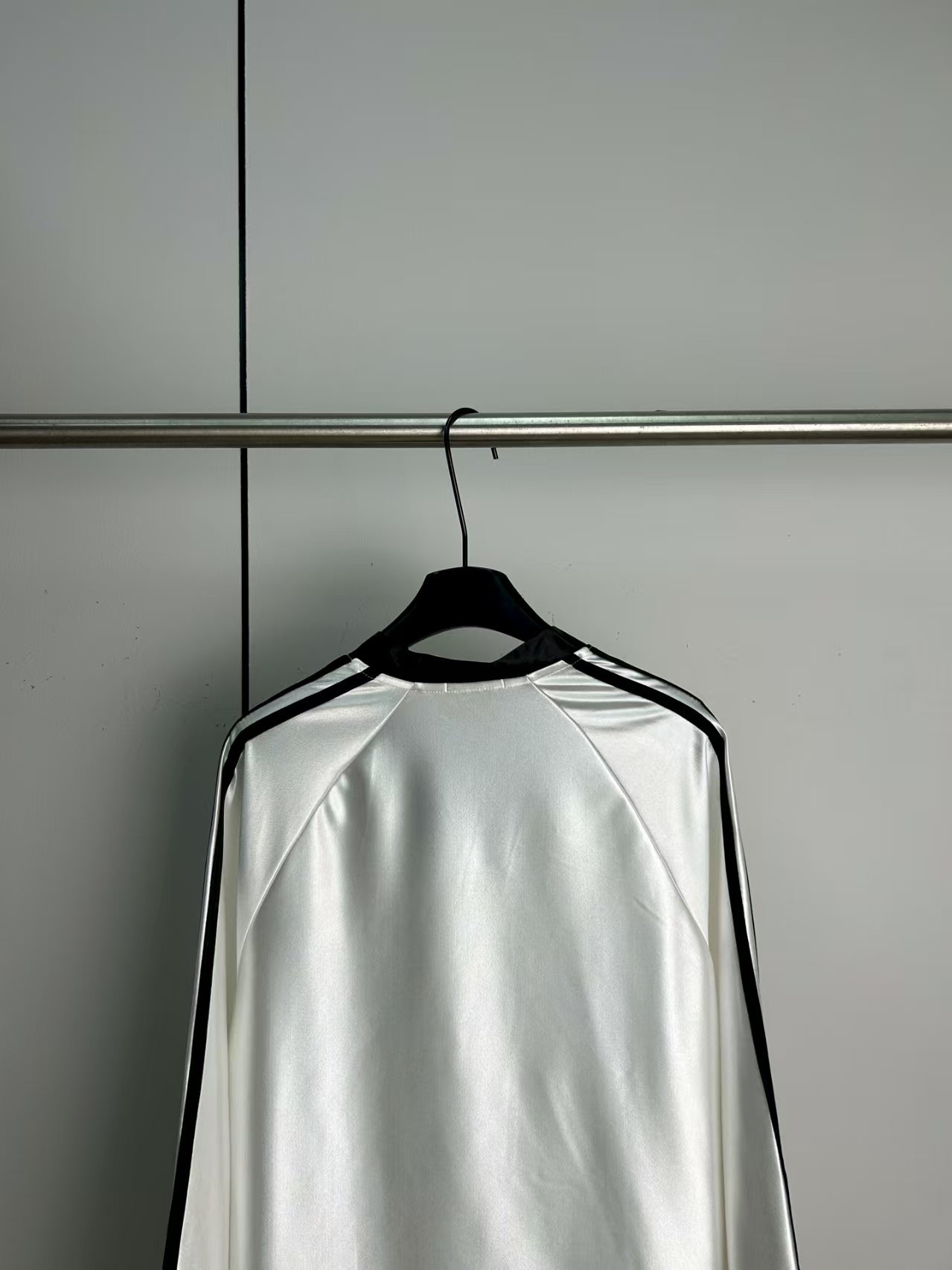 New long sleeved T-shirt