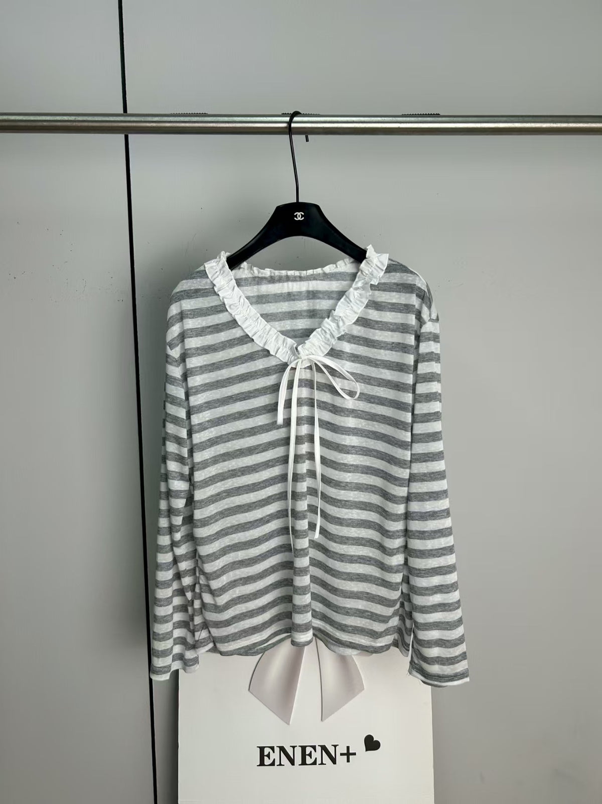 New long sleeved top