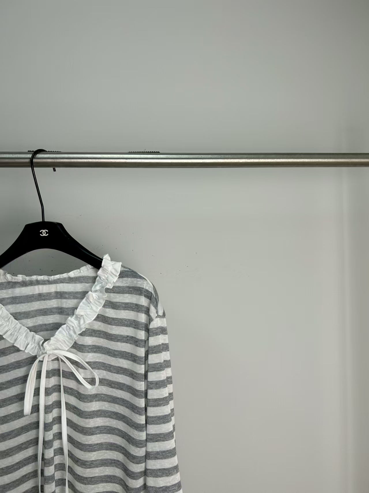 New long sleeved top
