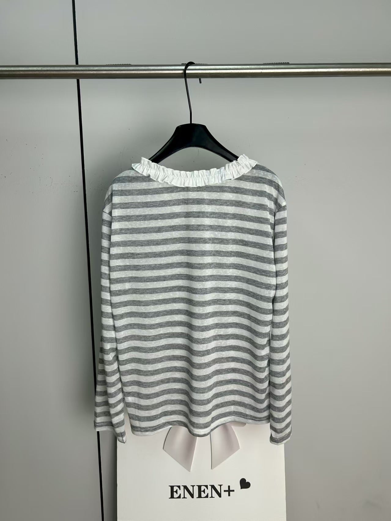 New long sleeved top