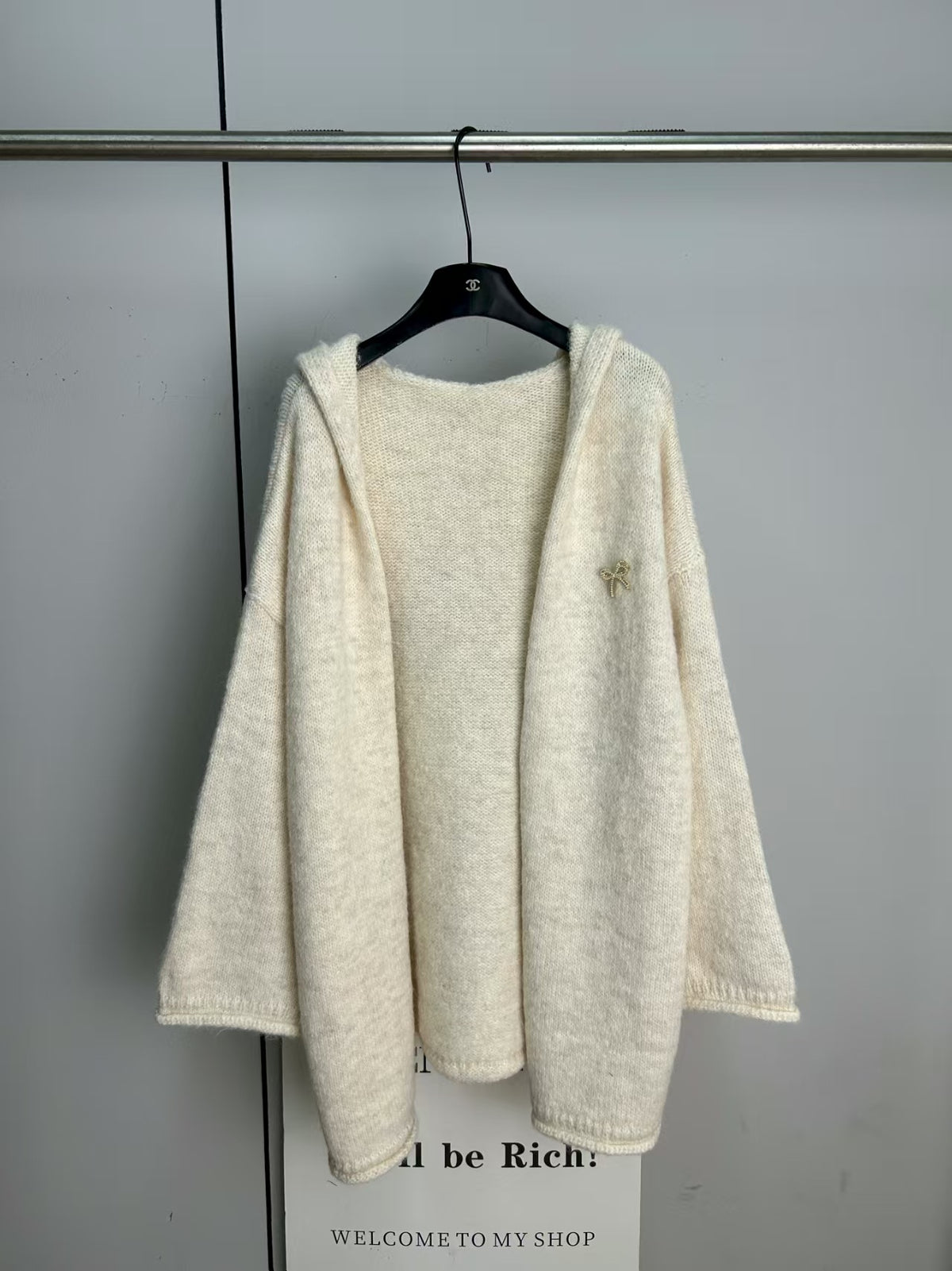 Knitted hooded cardigan