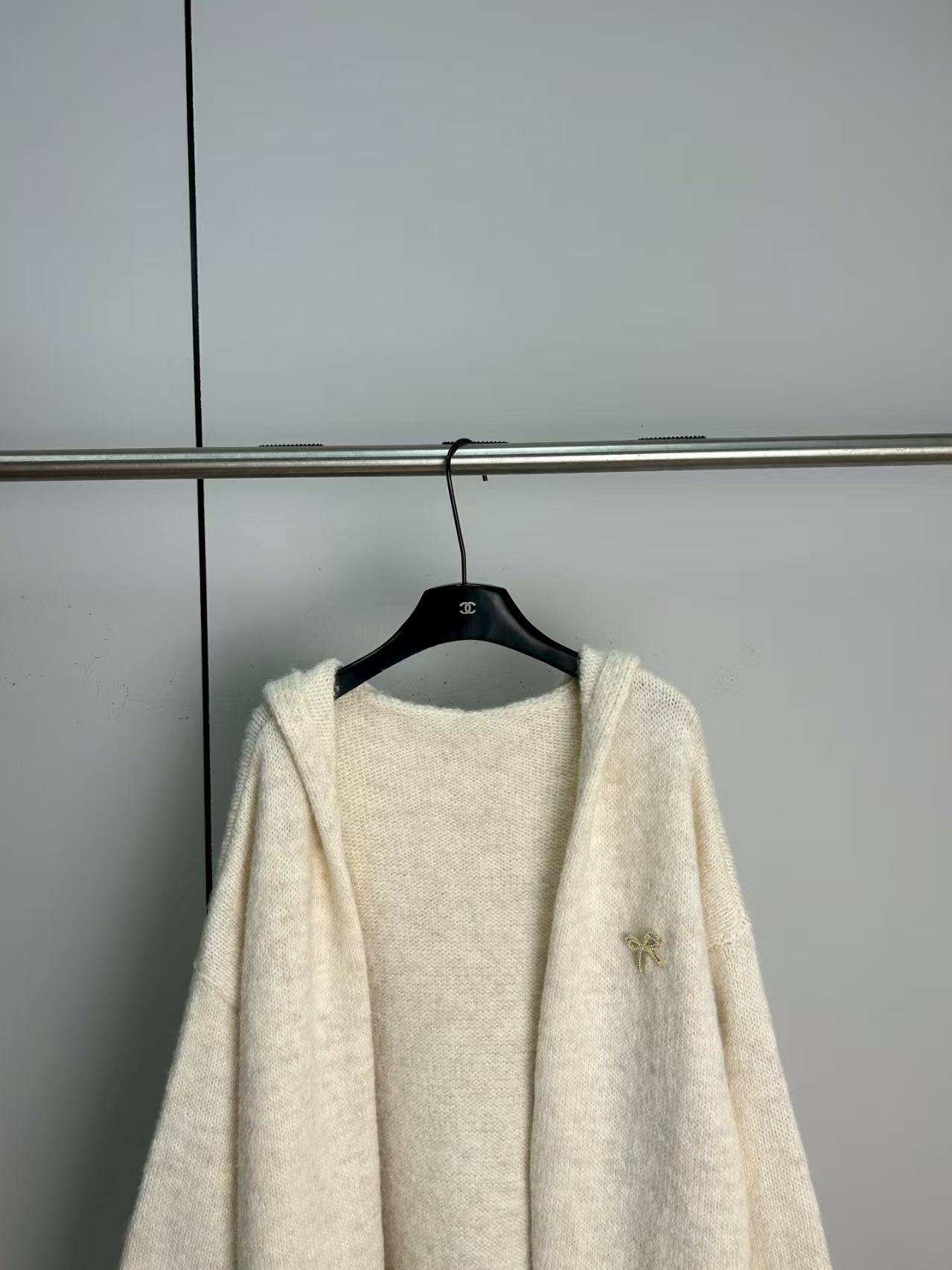 Knitted hooded cardigan