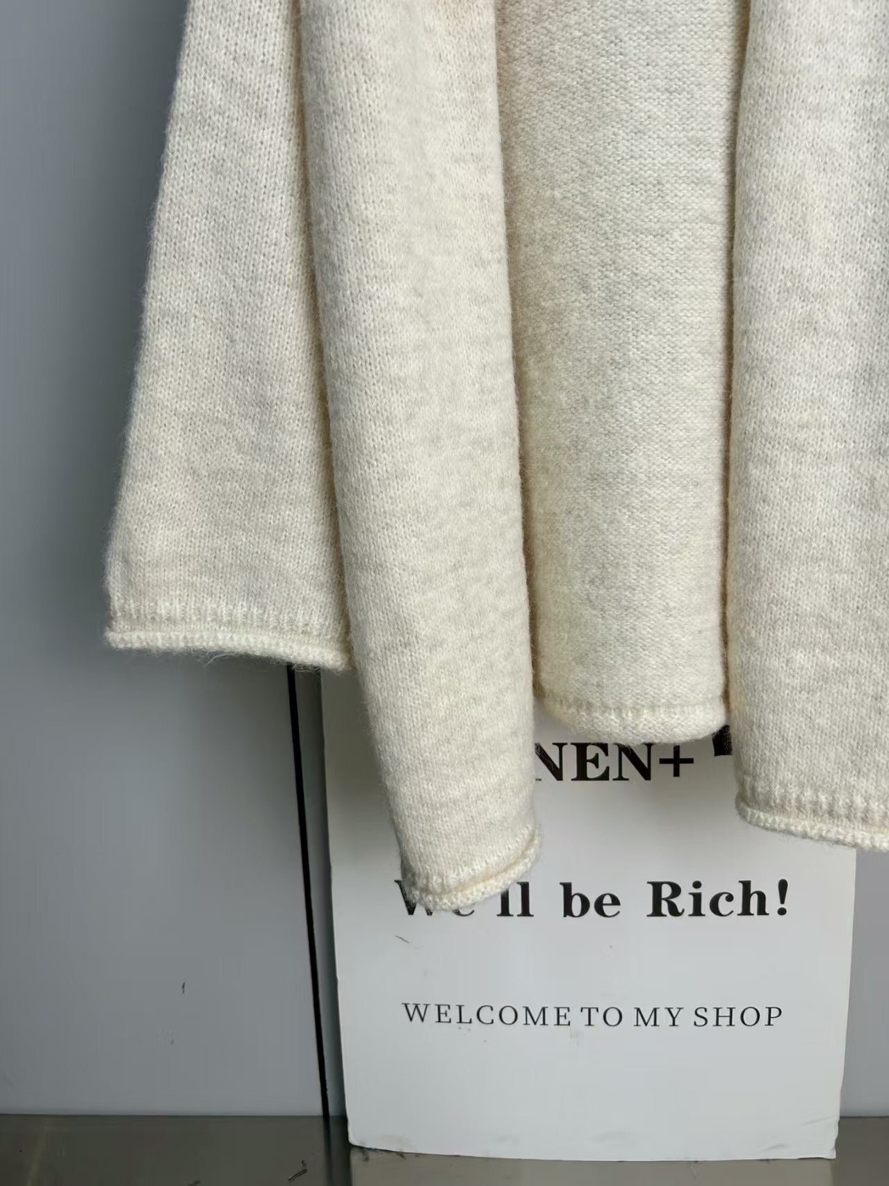Knitted hooded cardigan
