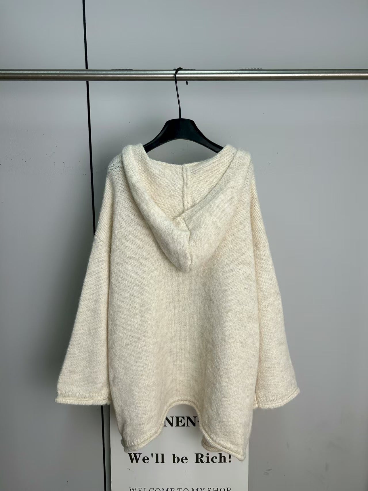 Knitted hooded cardigan