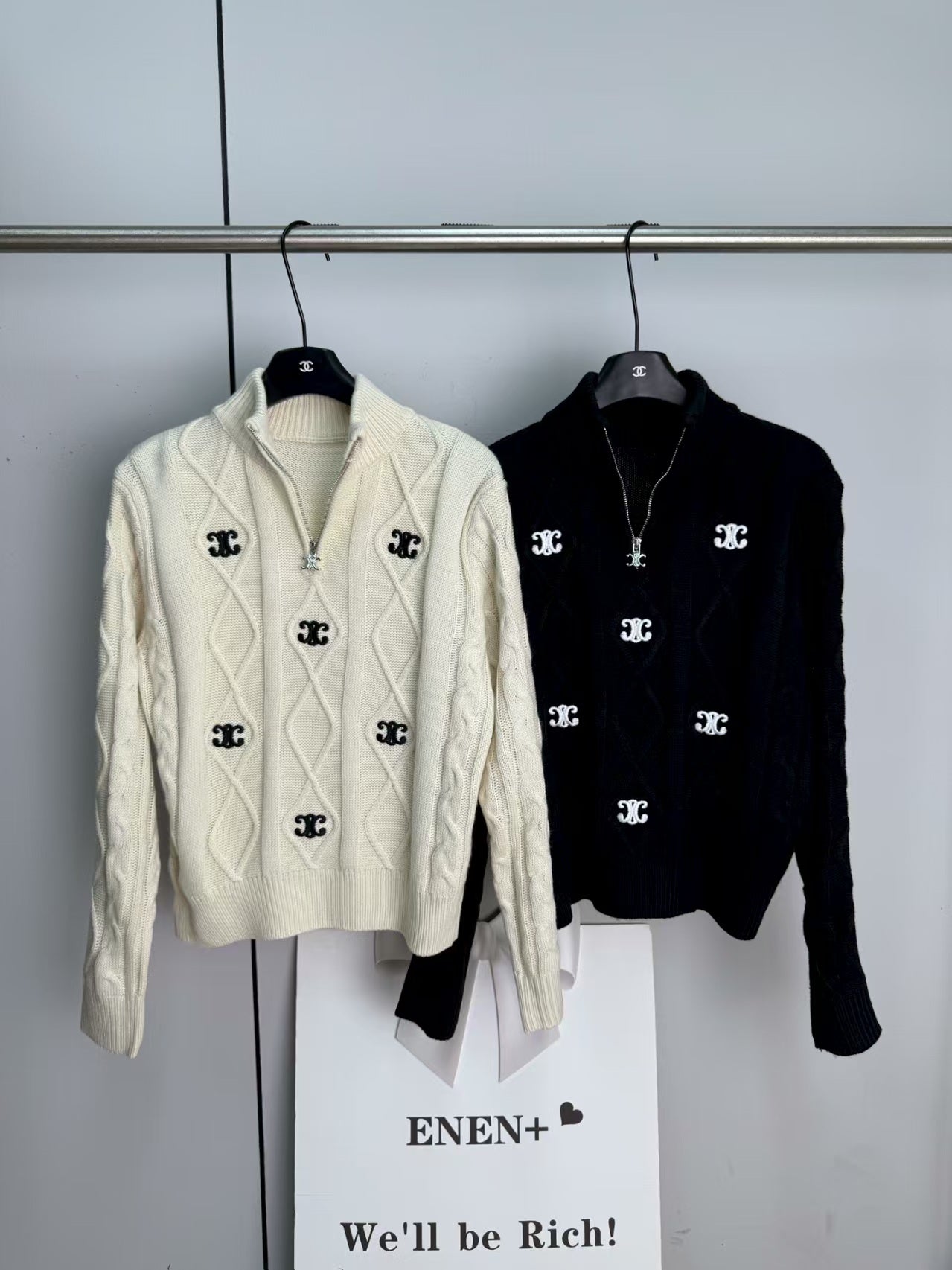 New Knitted Embroidered Top