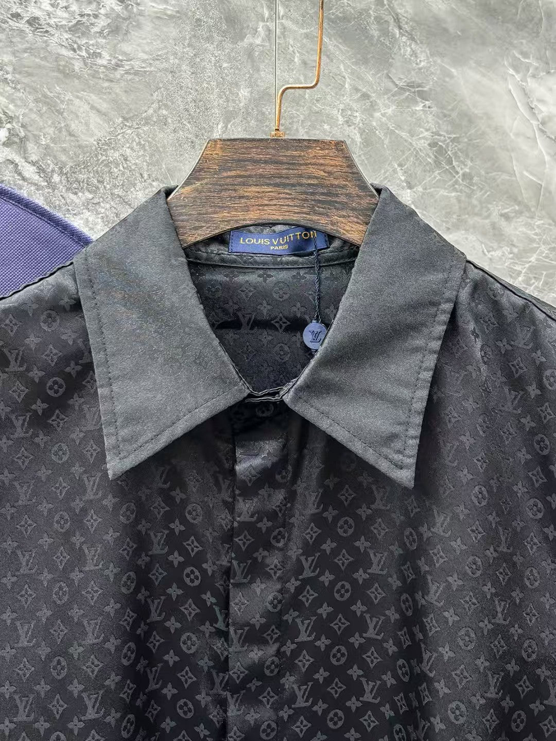 New long sleeved shirt