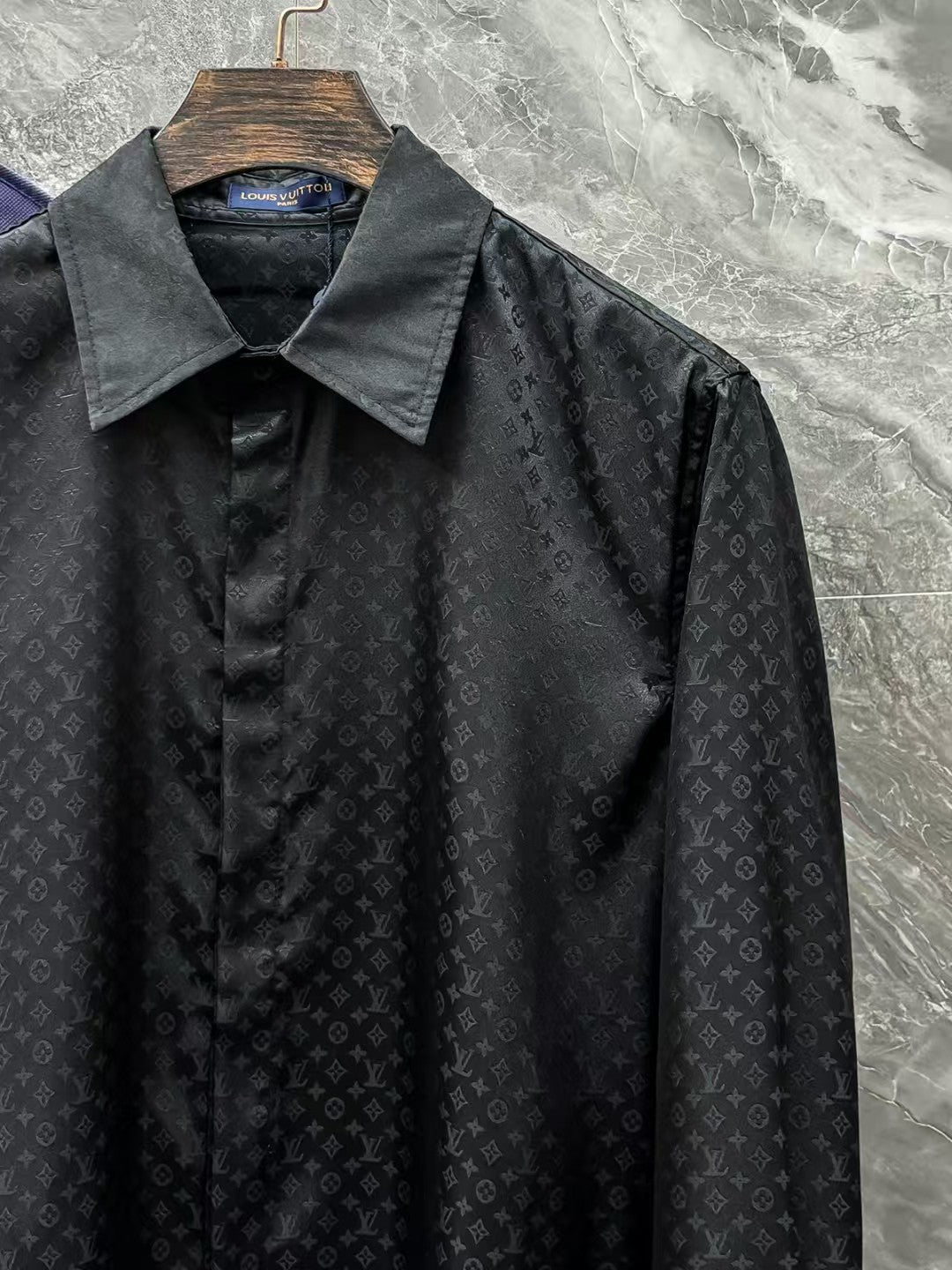 New long sleeved shirt